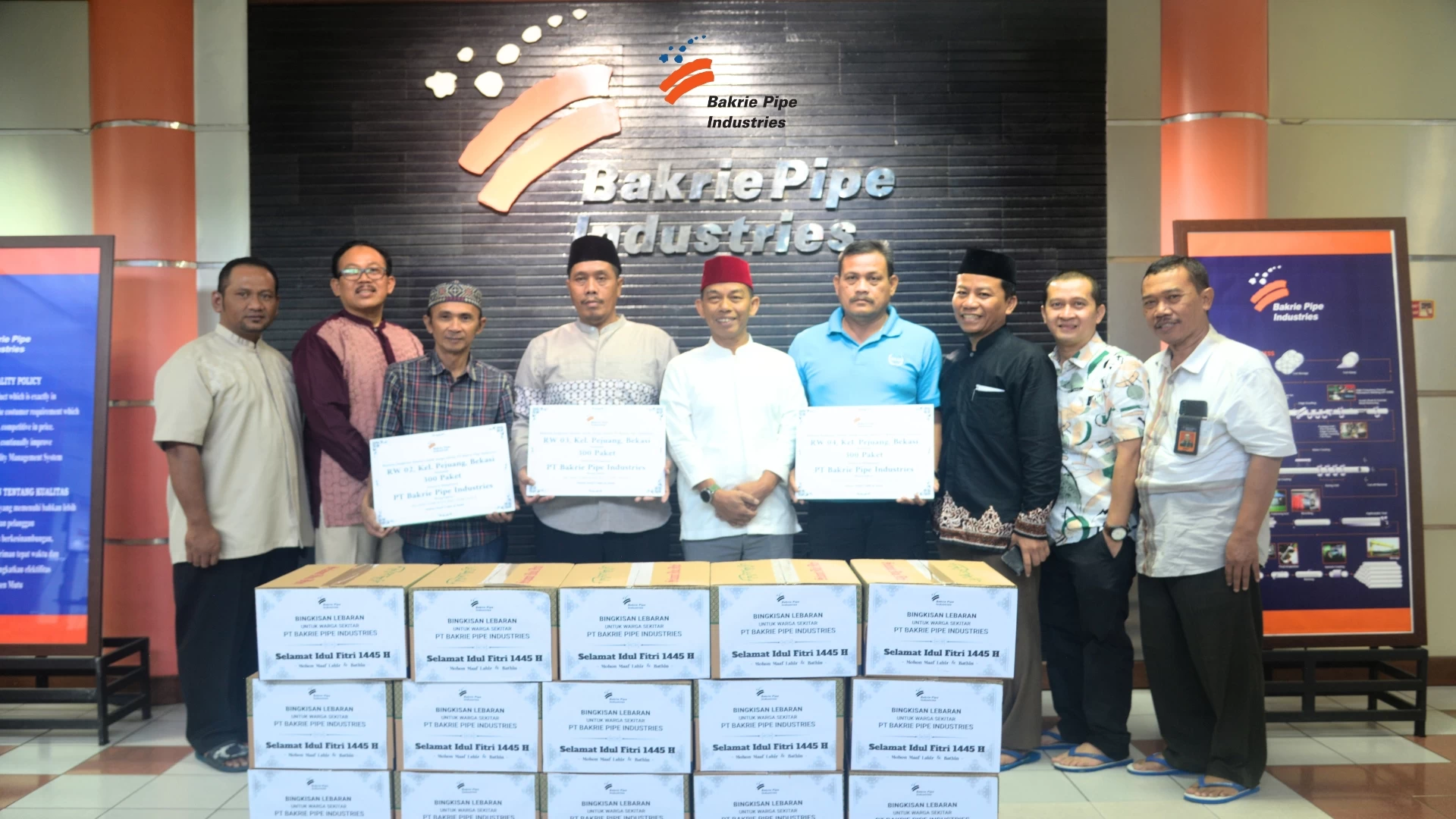 PT Bakrie Pipe Industries Held an Iftar Gathering with All Employees, Orphans, and the Surrounding Community